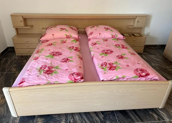 Antonella * סטאריגרד-פקלניצה